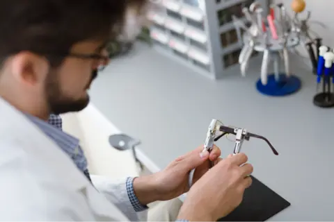 opticien